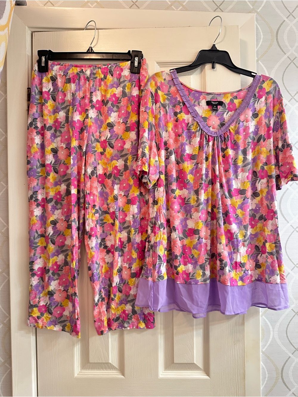 Simply Vera Vera Wang Lavender Floral Short Sleeve Pajama Set